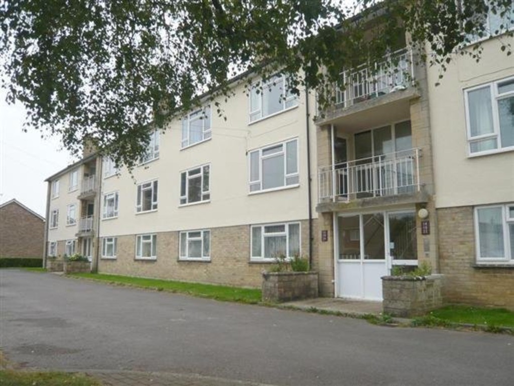 Property in Dicketts Road, Corsham, SN13 9JR