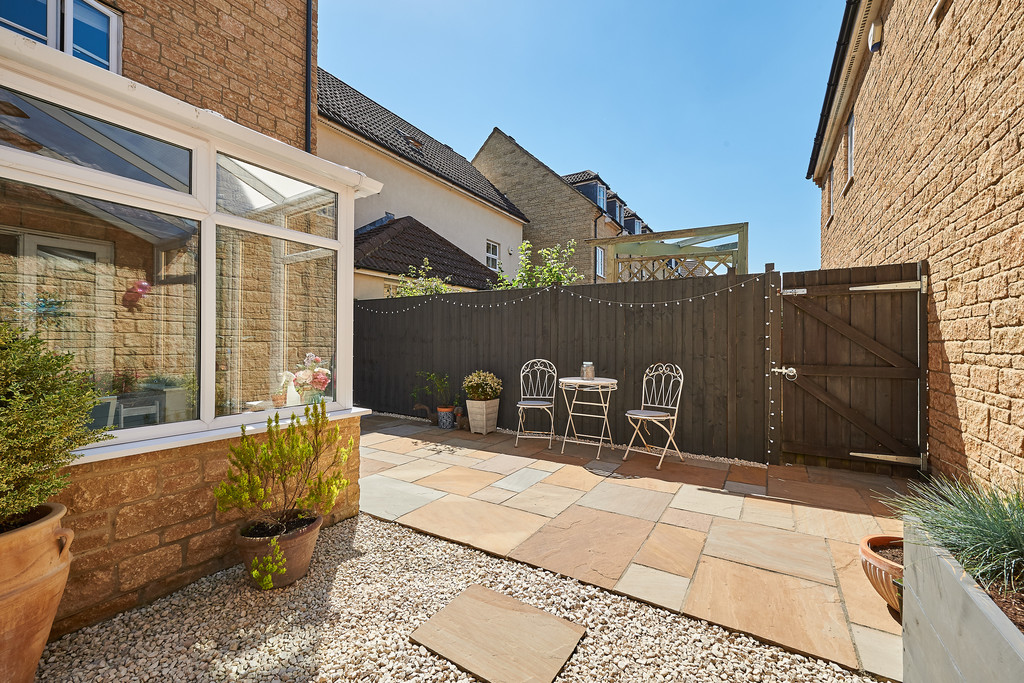 Property in Freestone Way, Corsham, Wiltshire, SN13 9EE