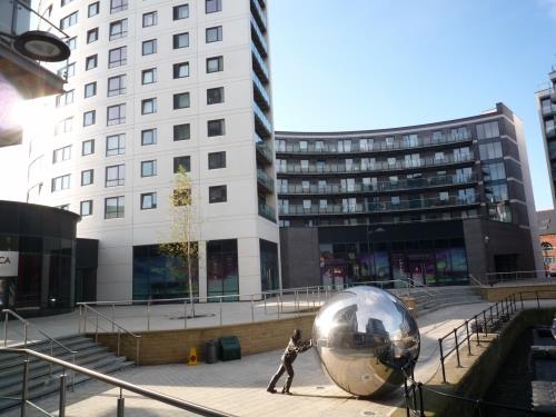 Clarence House, Leeds, LS10 1LG