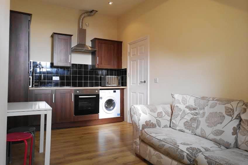 Kirkgate, Leeds, LS2 7DR