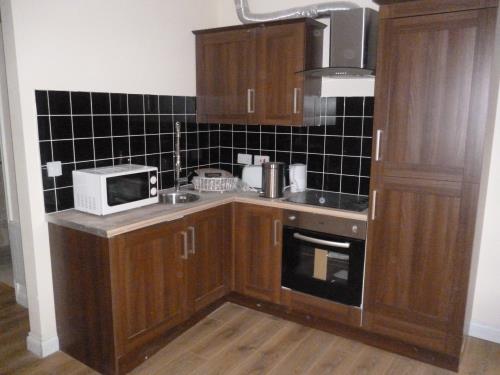 New York Street, Leeds, LS2 7DY