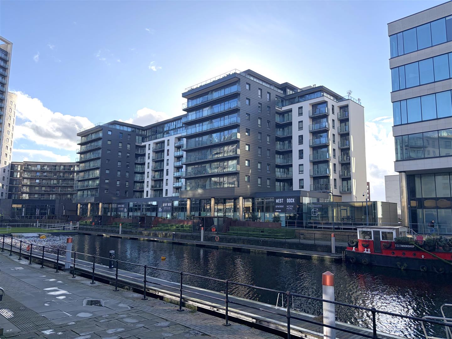 La Salle, Hunslet Leeds, LS10 1NG