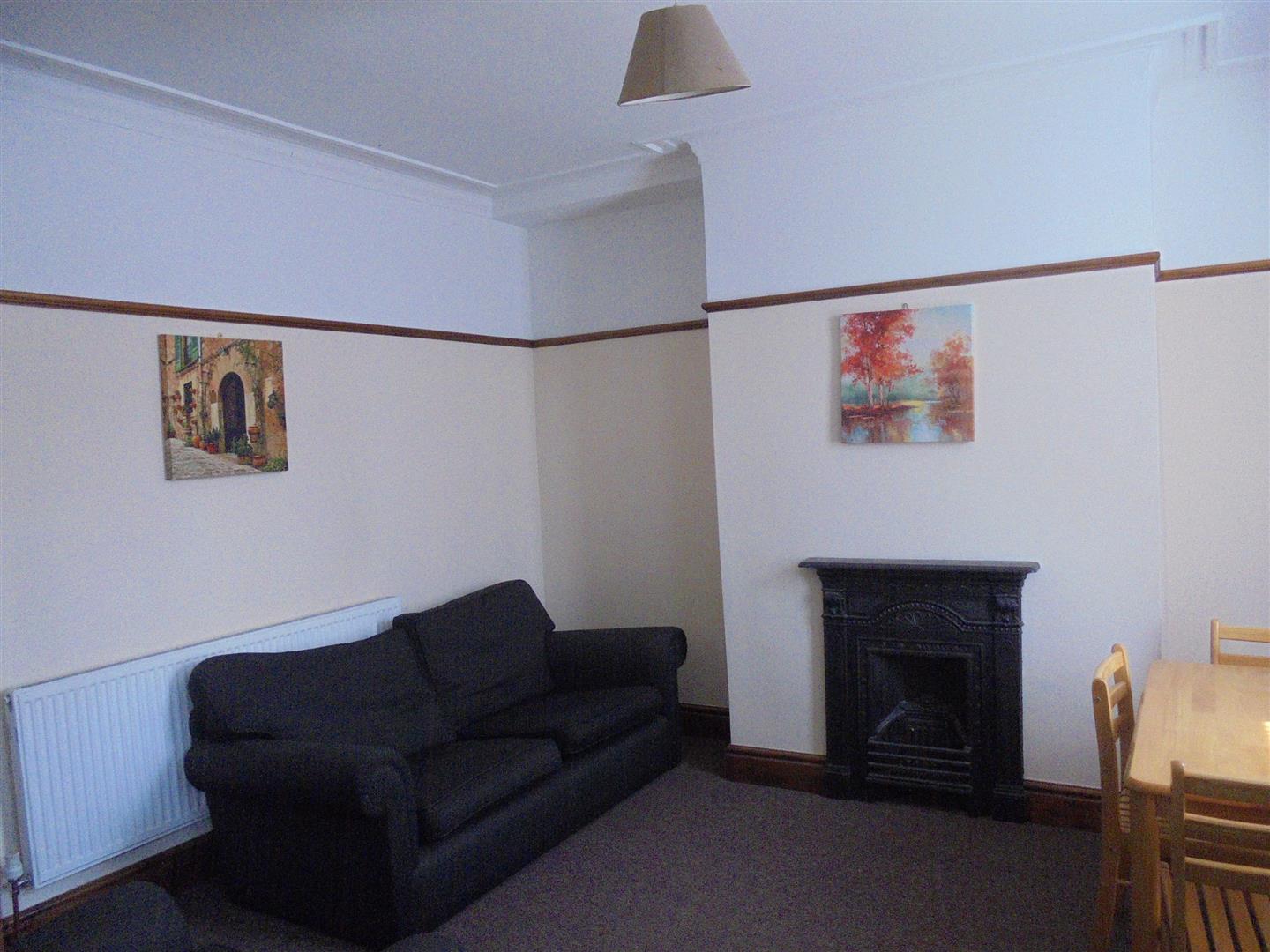 Brown Lane, Leeds, LS11 9LA