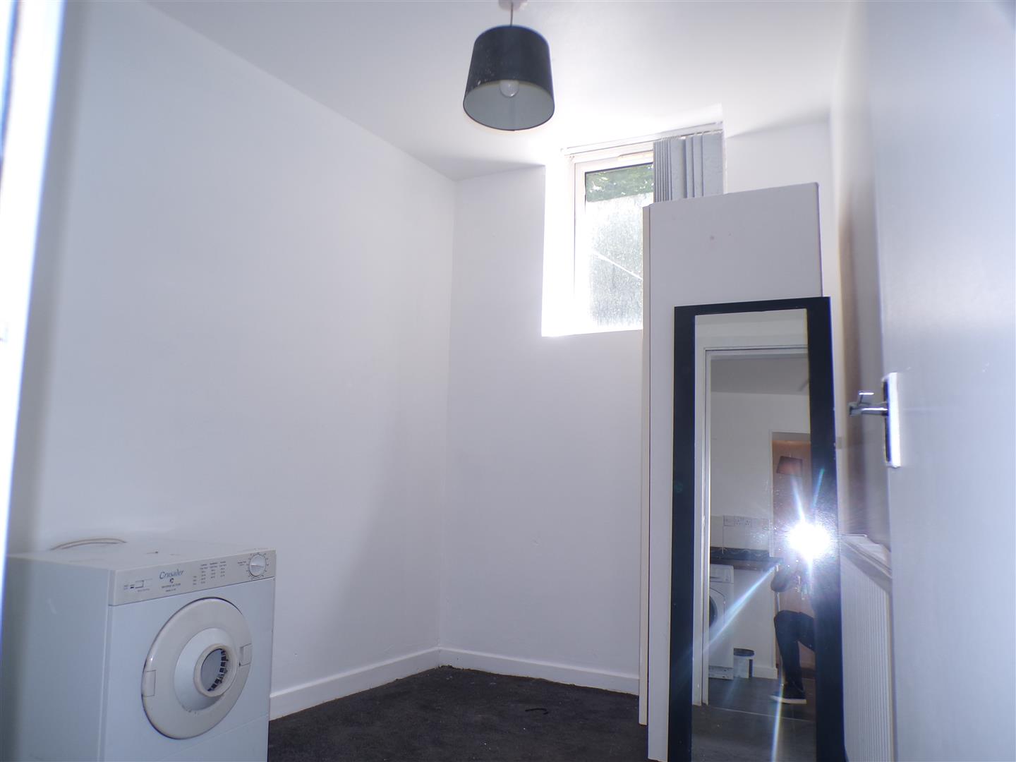 Clarence Street, Leeds, LS13 4DD