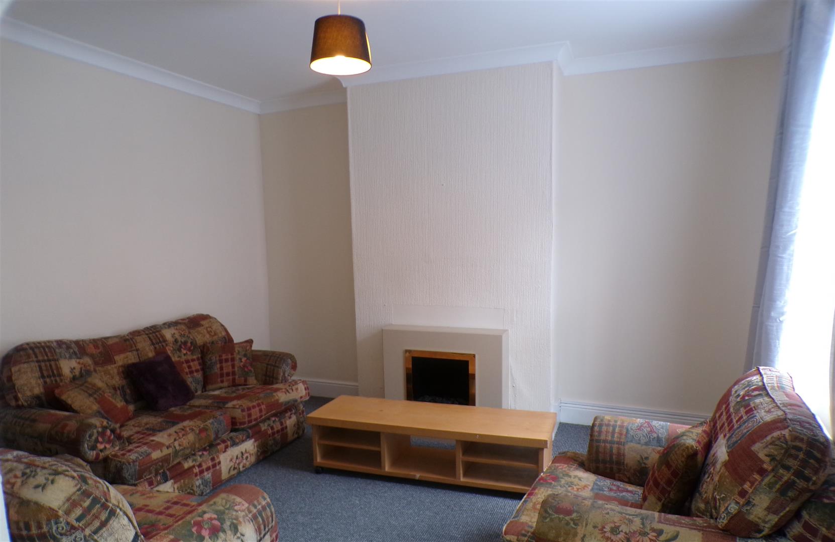 Recreation Crescent, Leeds, LS11 0AJ
