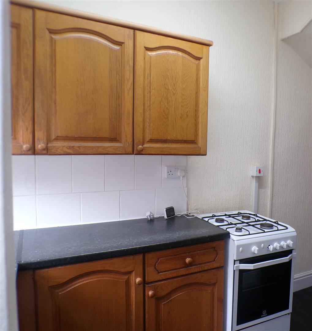 Recreation Crescent, Leeds, LS11 0AJ
