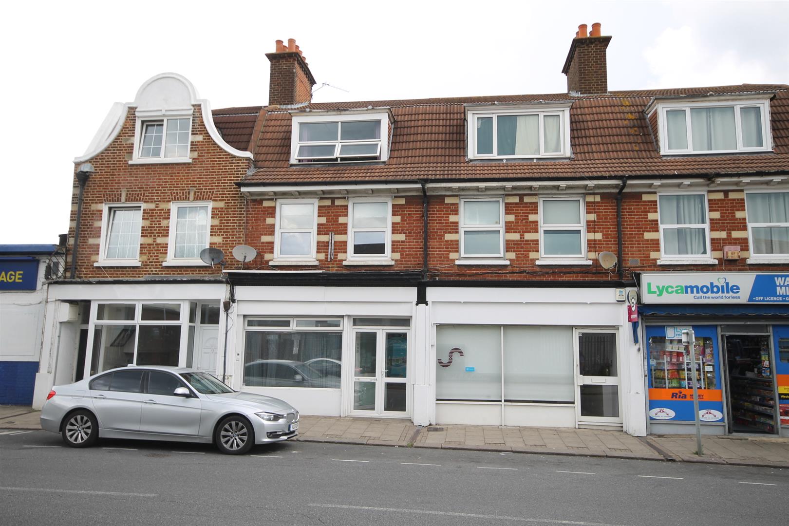 Property in Westmead Road, Sutton, Surrey, SM1 4JD