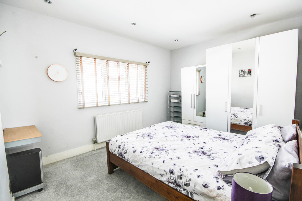 Property in Malcolm Road, Coulsdon, Surrey, CR5 2DB