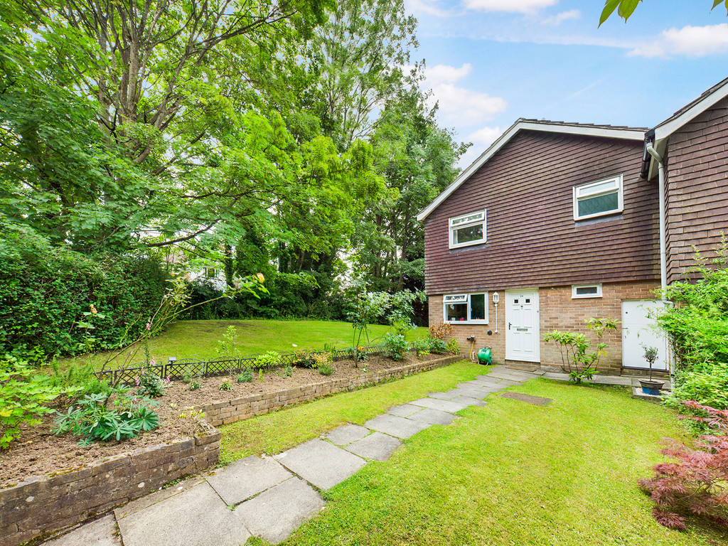 Property in Charlton Gardens, Coulsdon, CR5 1AS