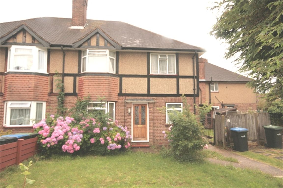 West Close, Cockfosters, Barnet, EN4