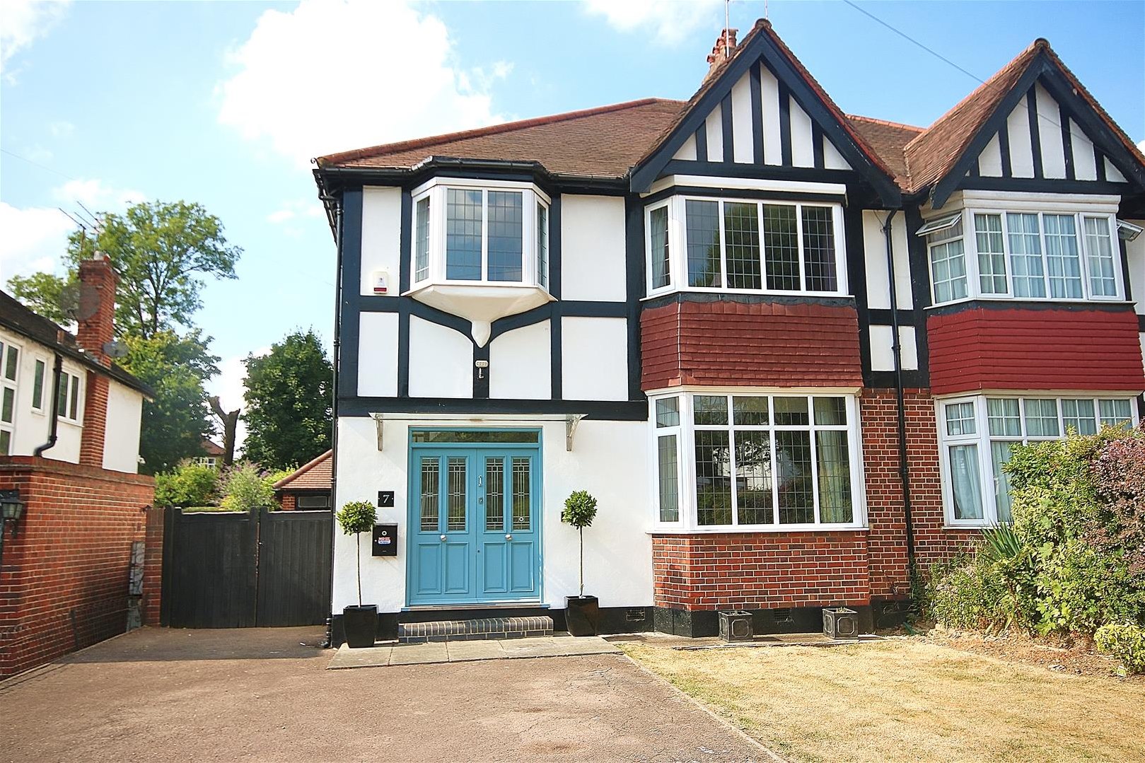 Home estate agents in hadley wood cockfosters southgate oakwood