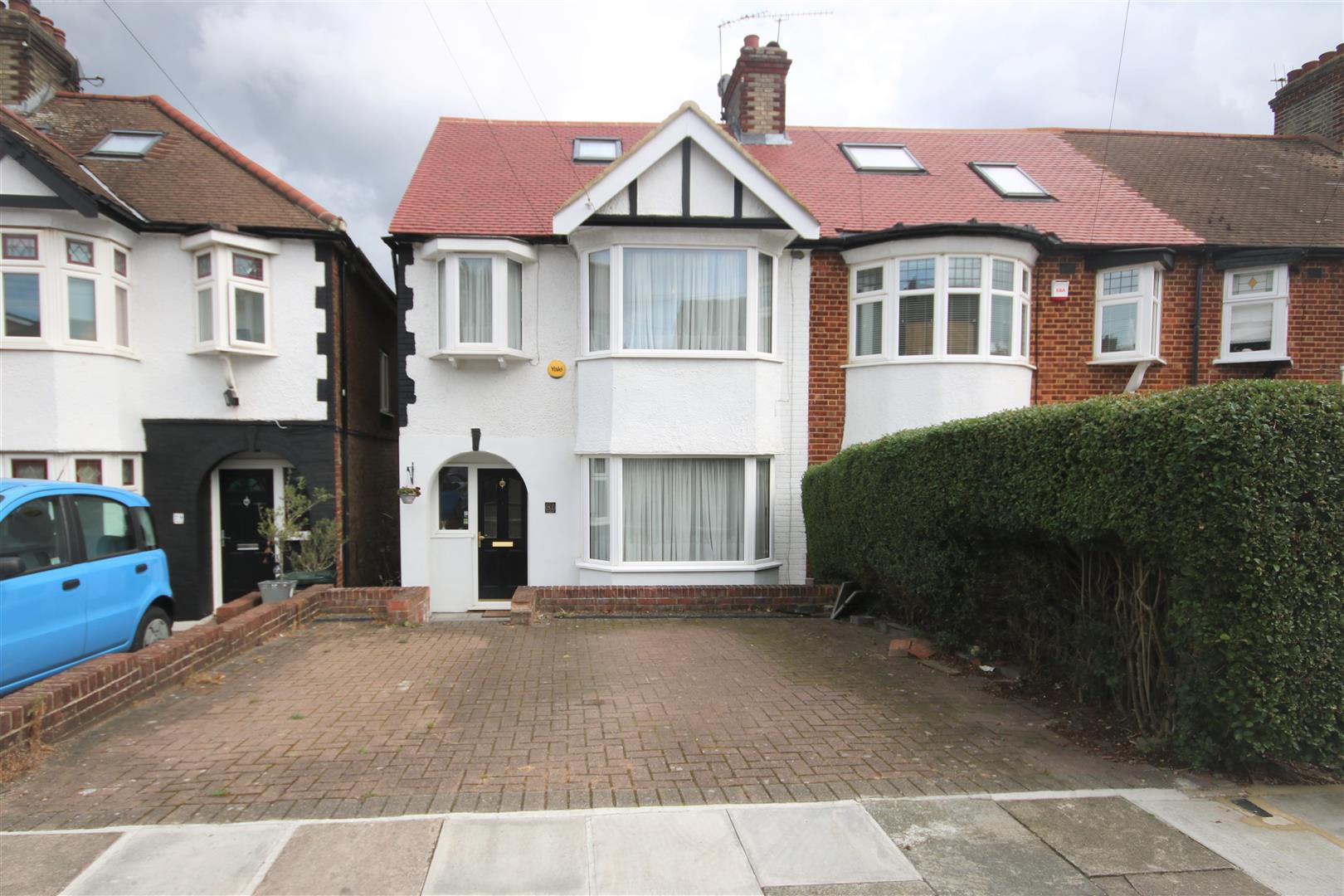 Home Estate agents in Hadley Wood, Cockfosters, Southgate, Oakwood