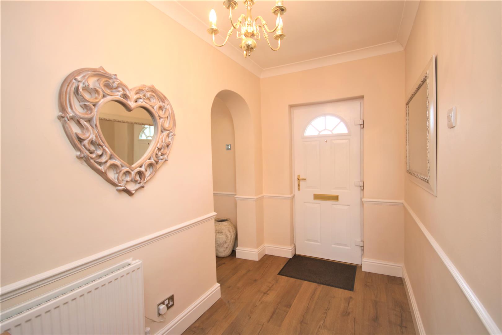 Property in Mansfield Avenue, East Bdrs., Herts., EN4 8QD