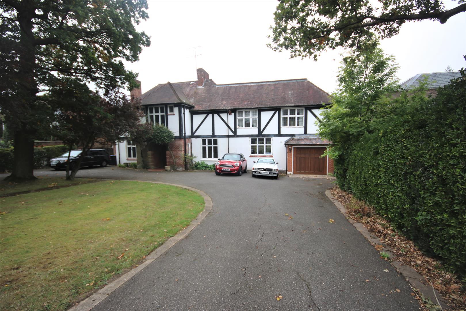 Property in Cockfosters Road, Cockfosters, Hadley Wood, Herts