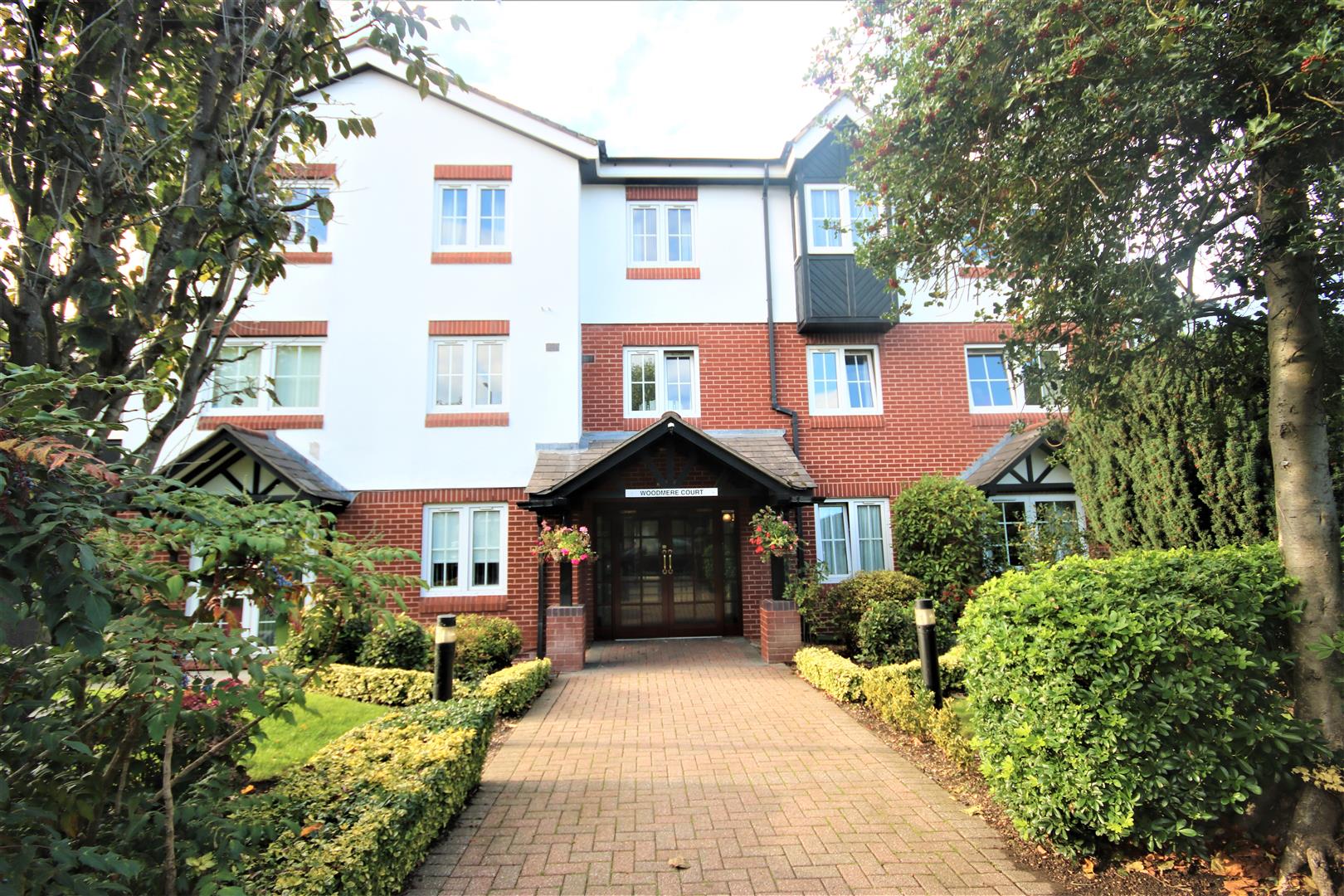 Property in Woodmere Court, Avenue Road, Southgate, London, N14 4BW