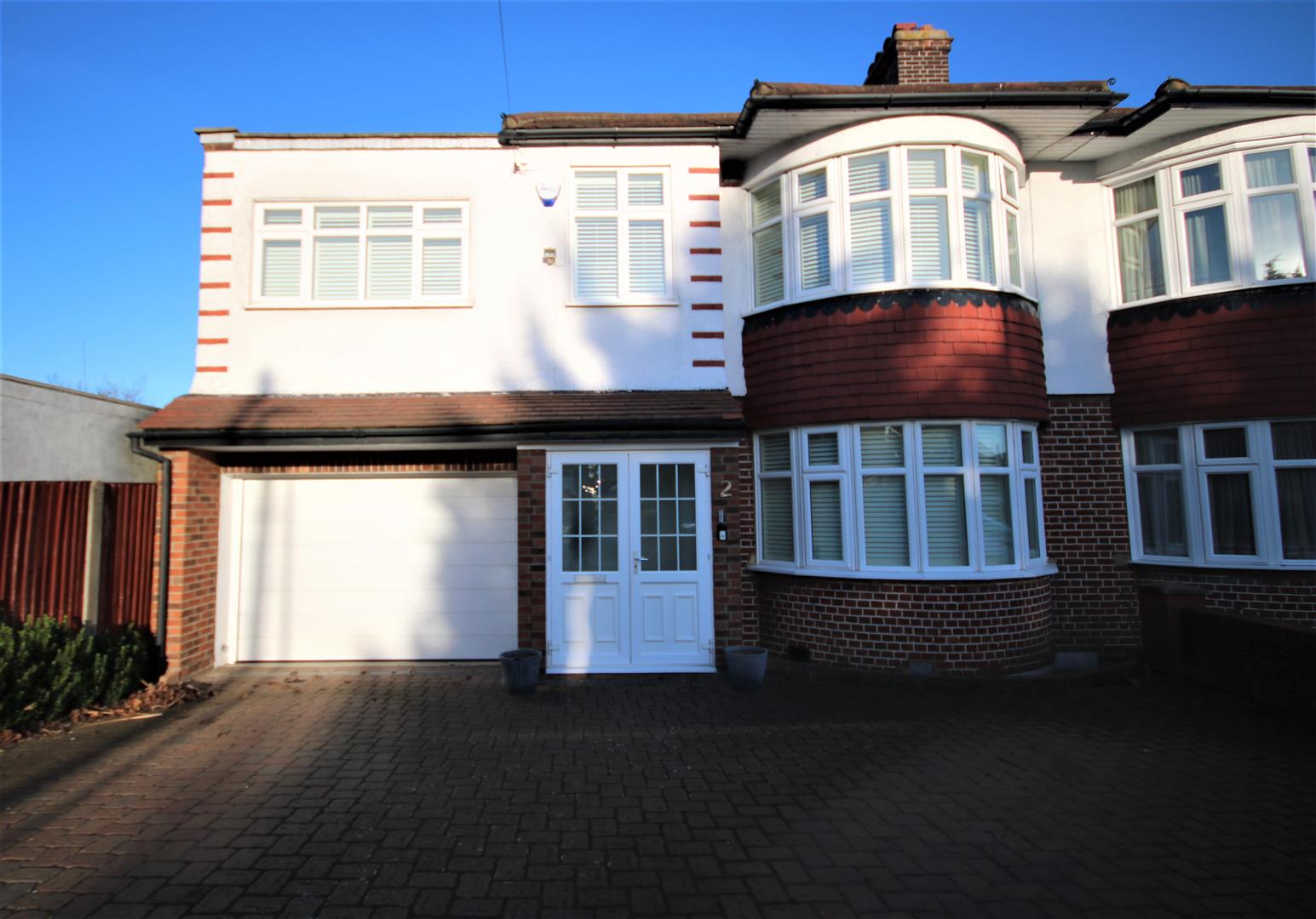 Home Estate agents in Hadley Wood, Cockfosters, Southgate, Oakwood