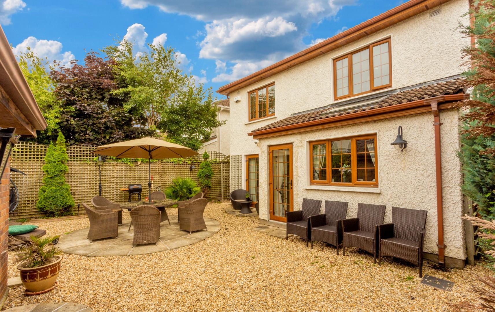 Property in 27, Carysfort Grove, Blackrock, A94VX97