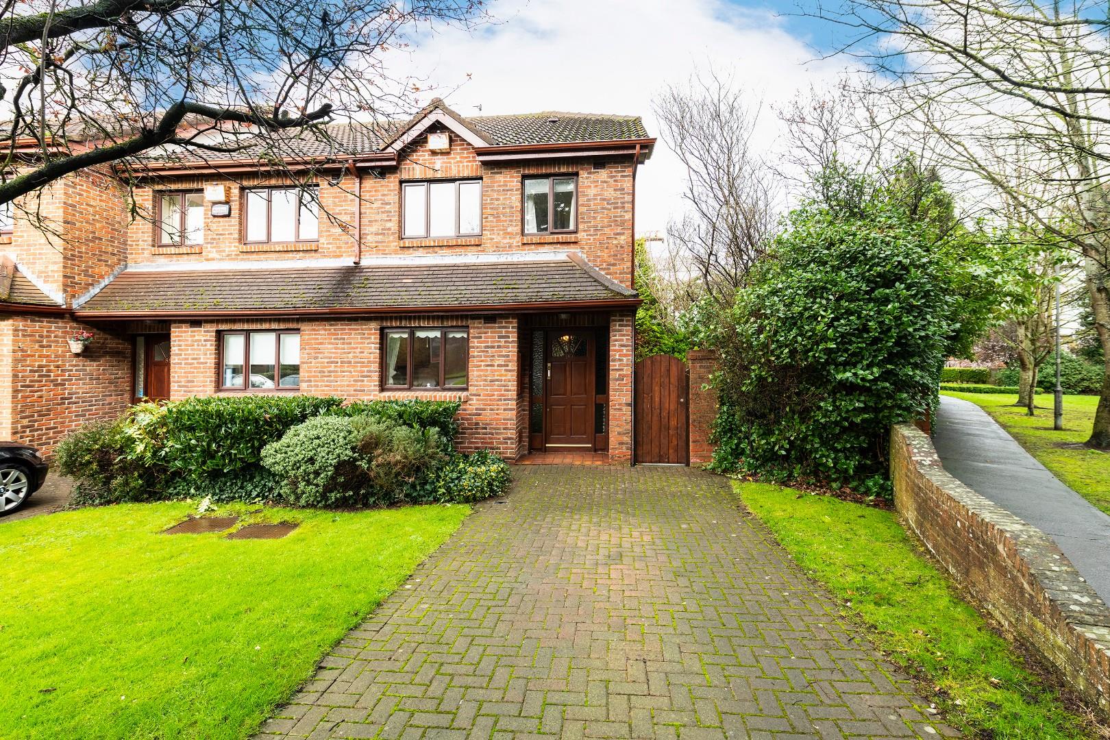 Property in 90, Merrion Park, Blackrock, A94VX28