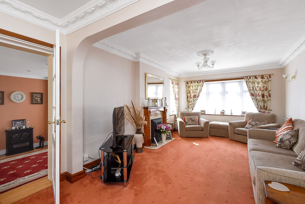 Property in Winn Road, Lee, London, SE12 9EZ