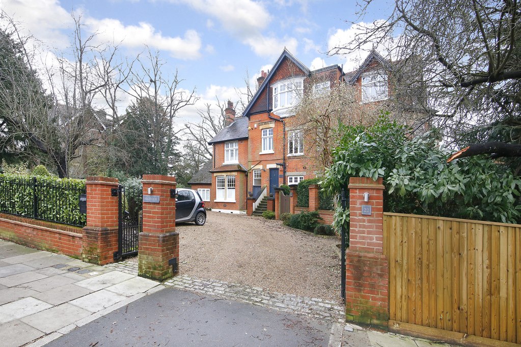 Property in Sundridge Avenue, Bromley, BR1 2PX