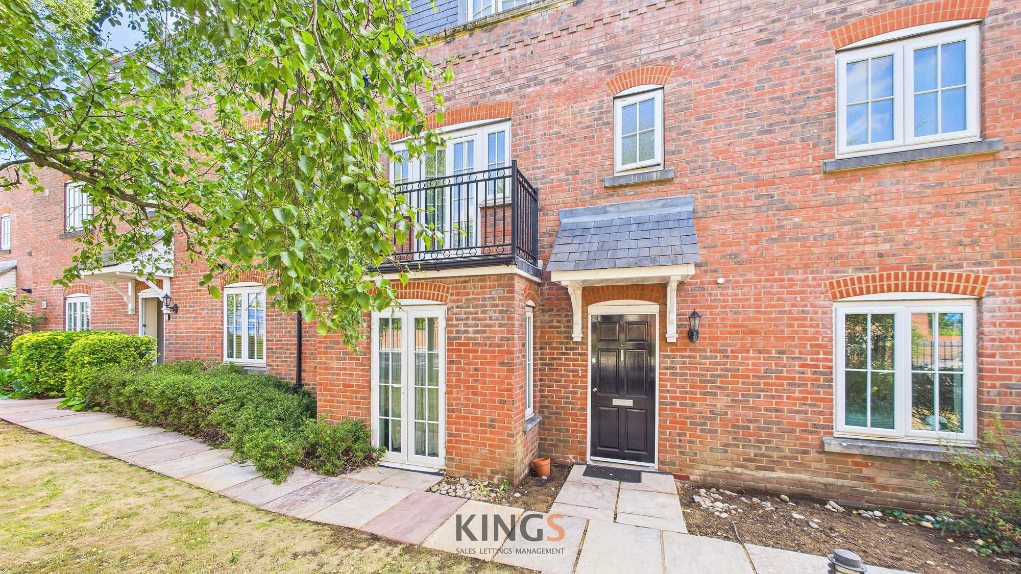  Red Lion Court Great North Road, Hatfield, AL9