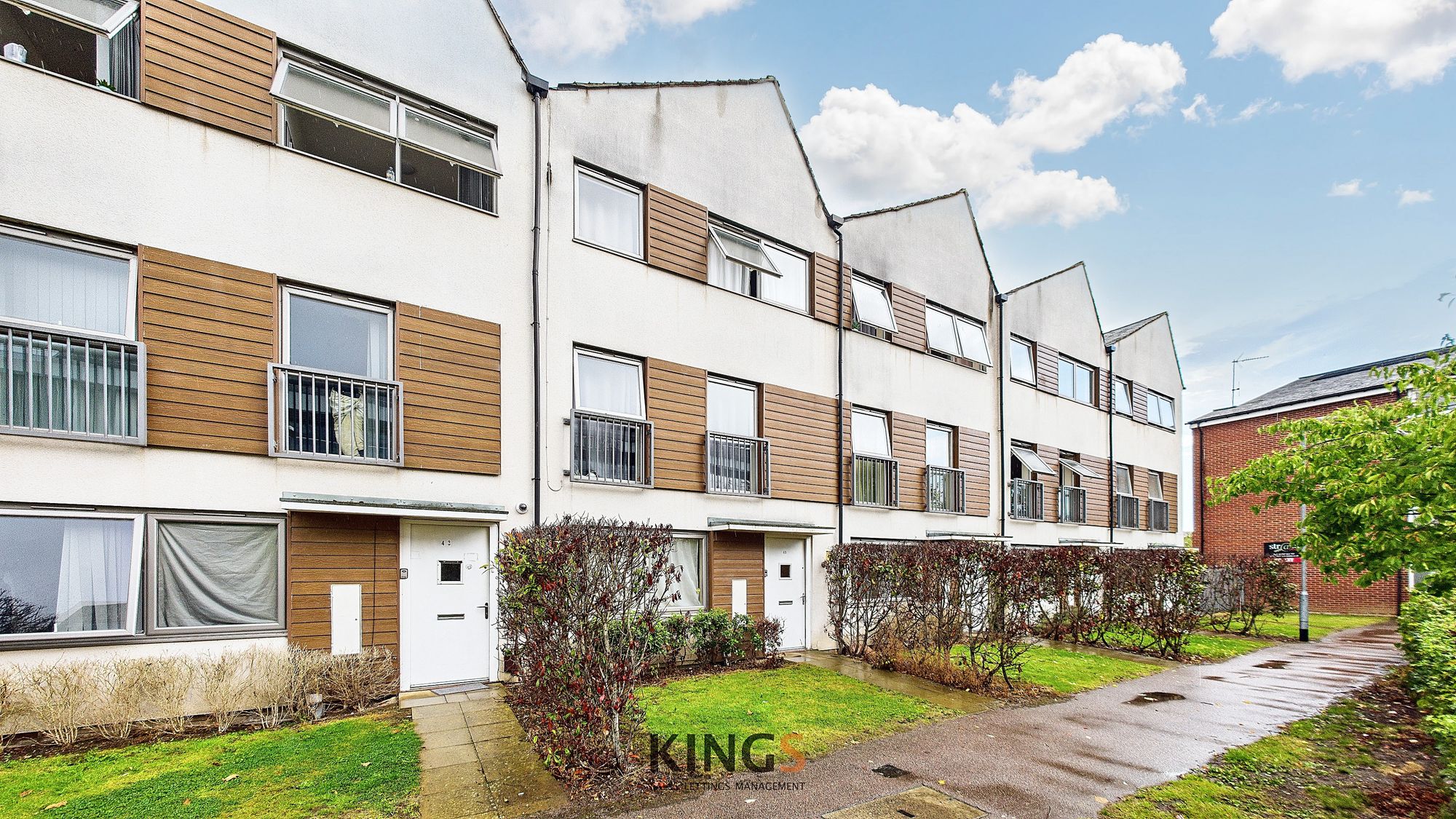  Aviation Avenue, Hatfield, AL10