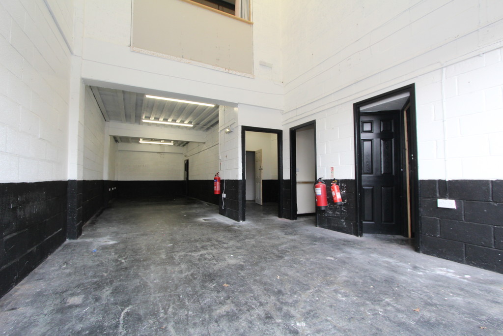 Station Lane, S41