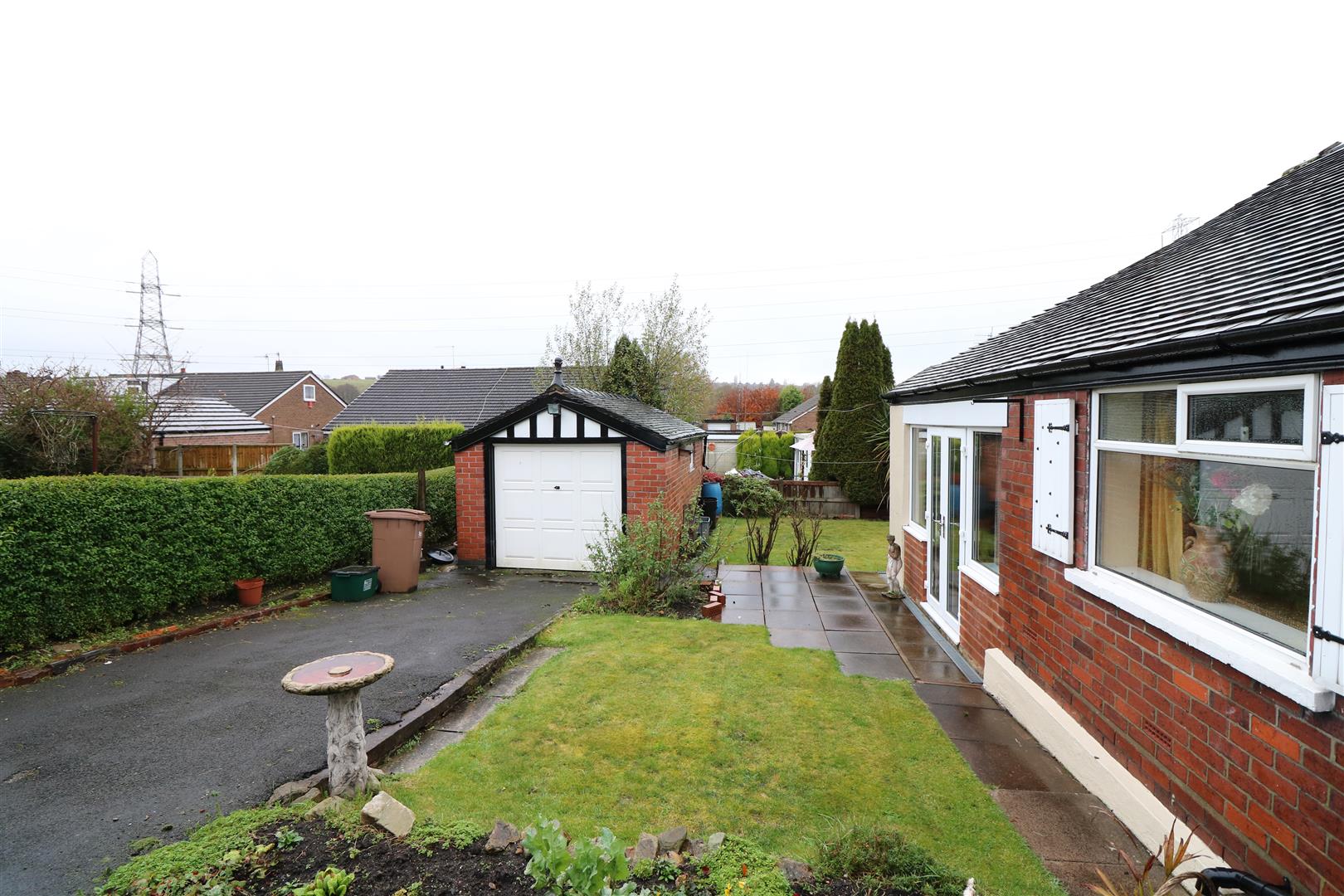 Property in Leek Road, Abbey Hulton, StokeOnTrent, Staffordshire, ST2 8DA
