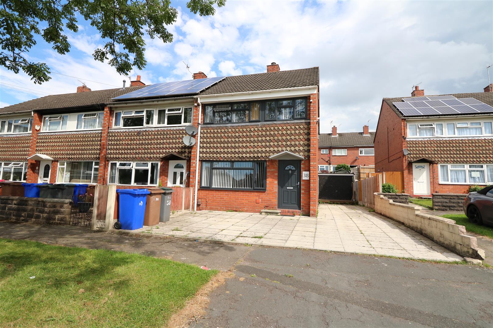 Property in Cotswold Crescent, Milton, StokeOnTrent, Staffordshire