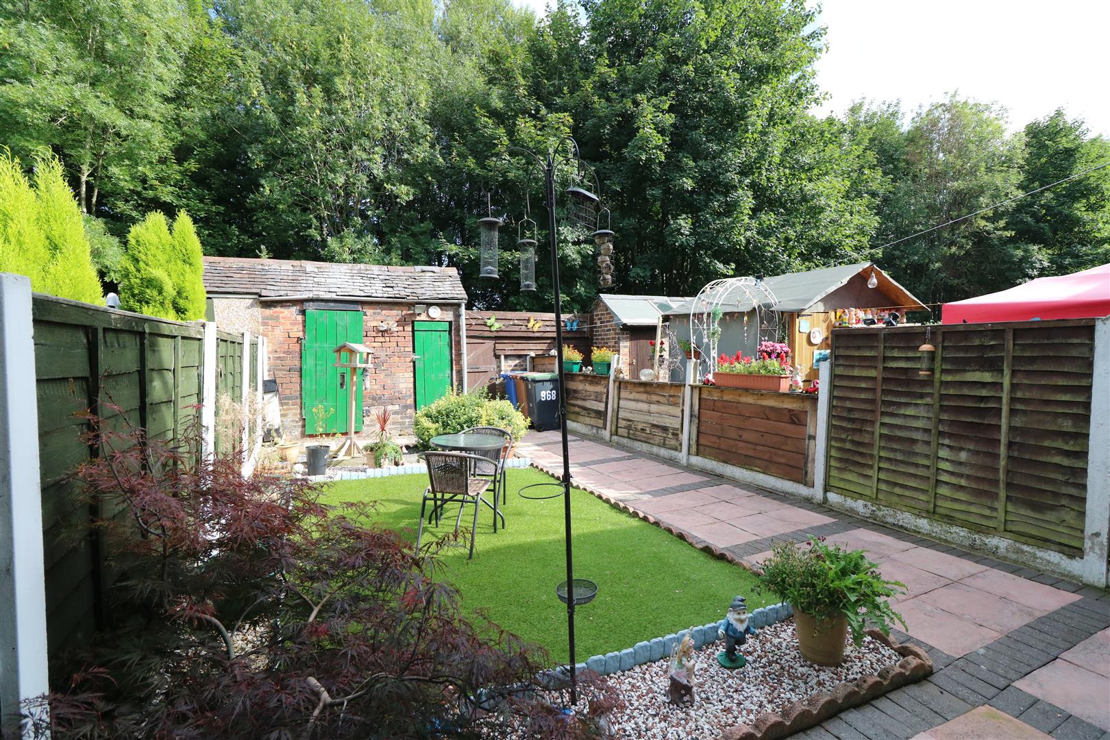 Property in Leek Road, Hanley, StokeOnTrent, Staffordshire, ST1 6AT