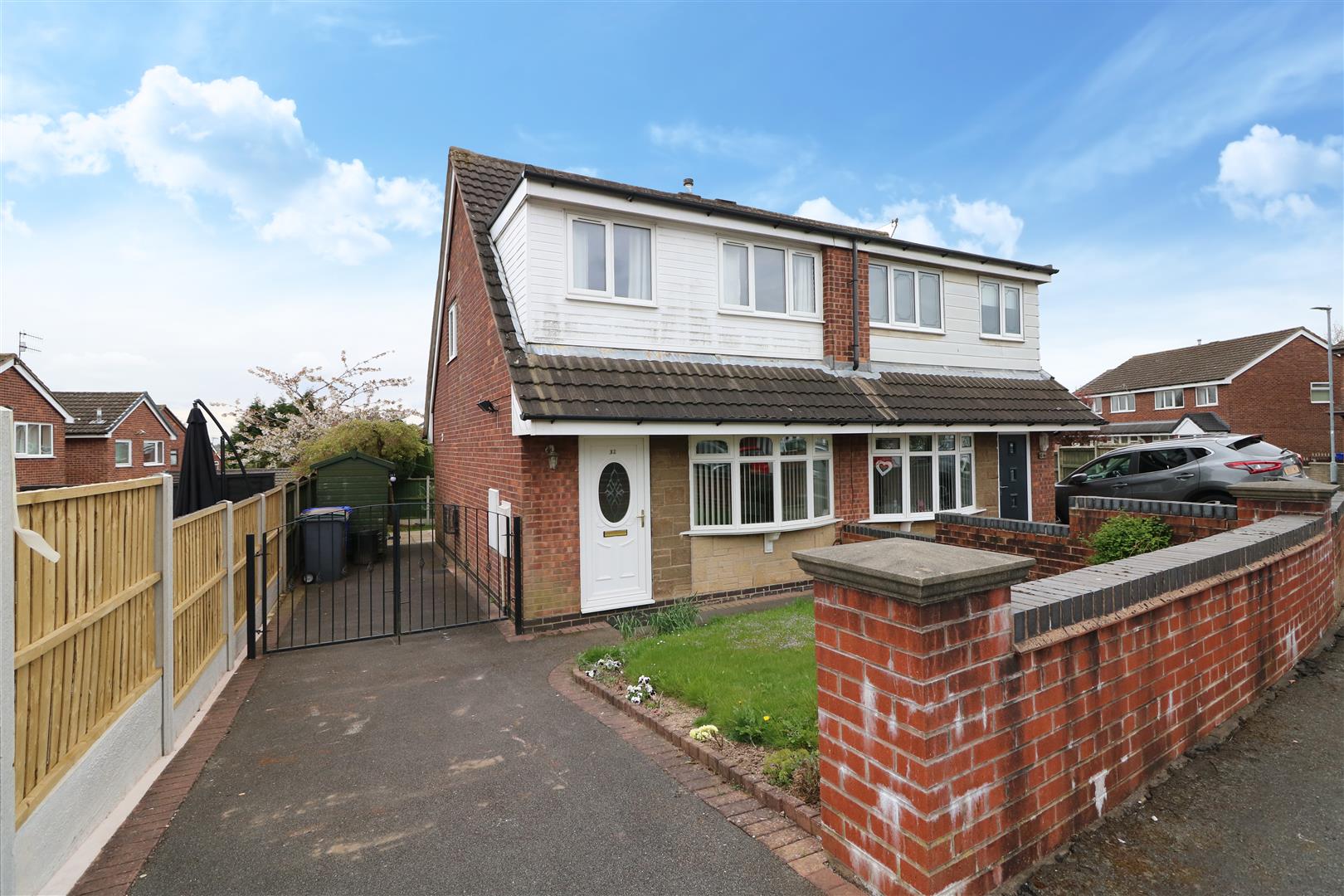 Property in Cranford Way, Bucknall, StokeOnTrent, Staffordshire, ST2 9PY