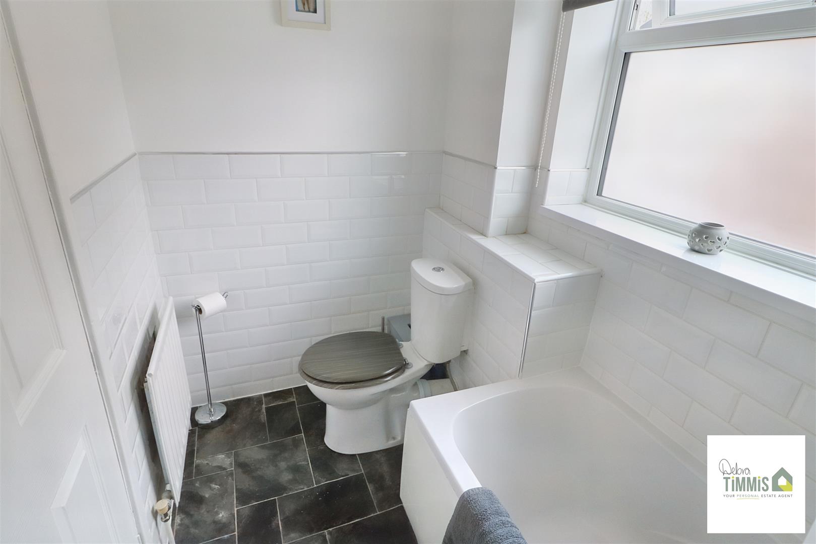 Property in Dunsford Avenue, Milton, StokeOnTrent, Staffordshire, ST2 7PJ