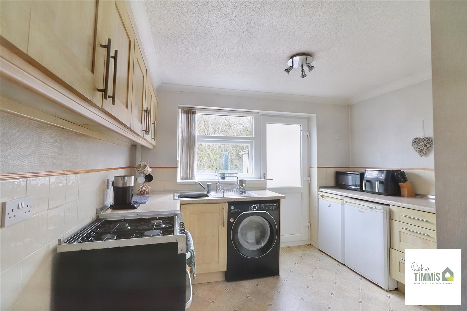 Property in Dunsford Avenue, Milton, StokeOnTrent, Staffordshire, ST2 7PJ