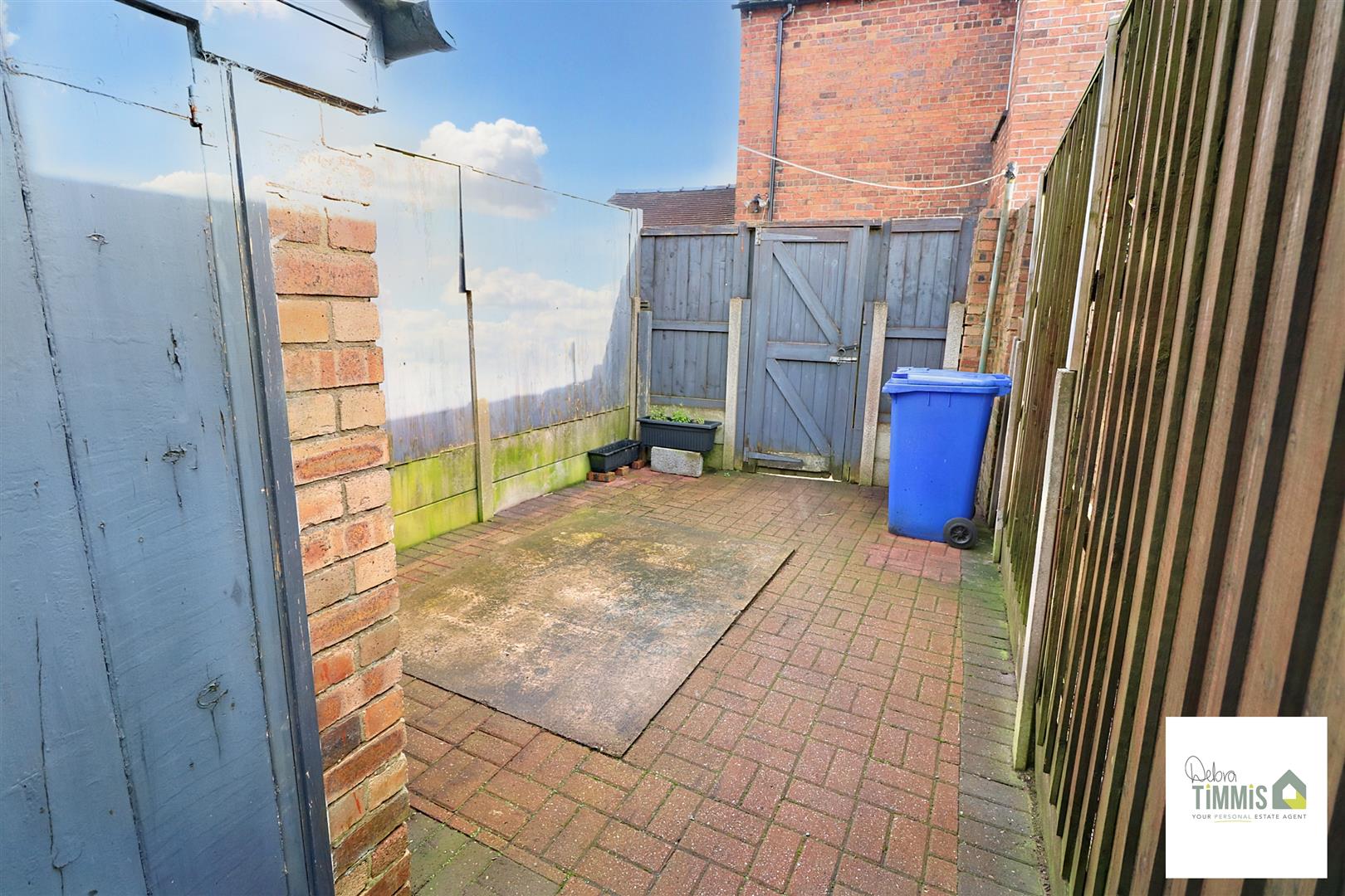 Property in Knypersley Road, Norton, StokeOnTrent, Staffordshire, ST6 8JD