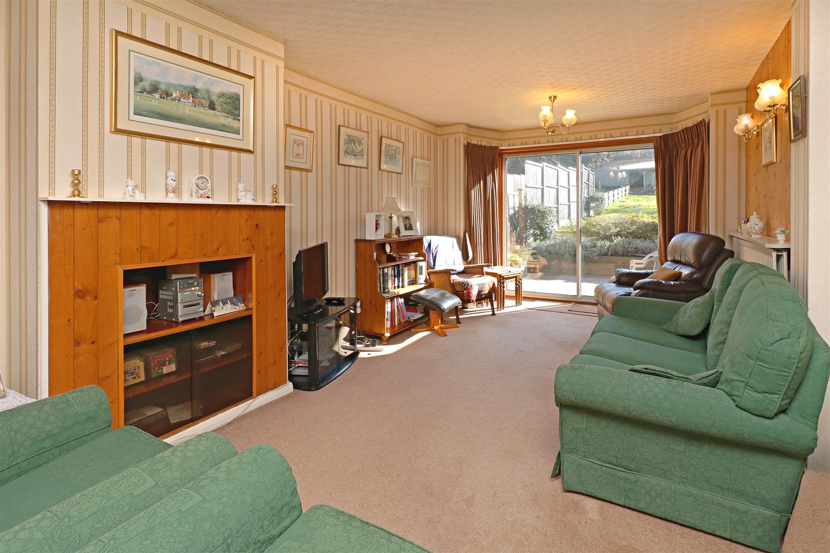 Property in Lonsdale Drive, Oakwood, EN2 7NB