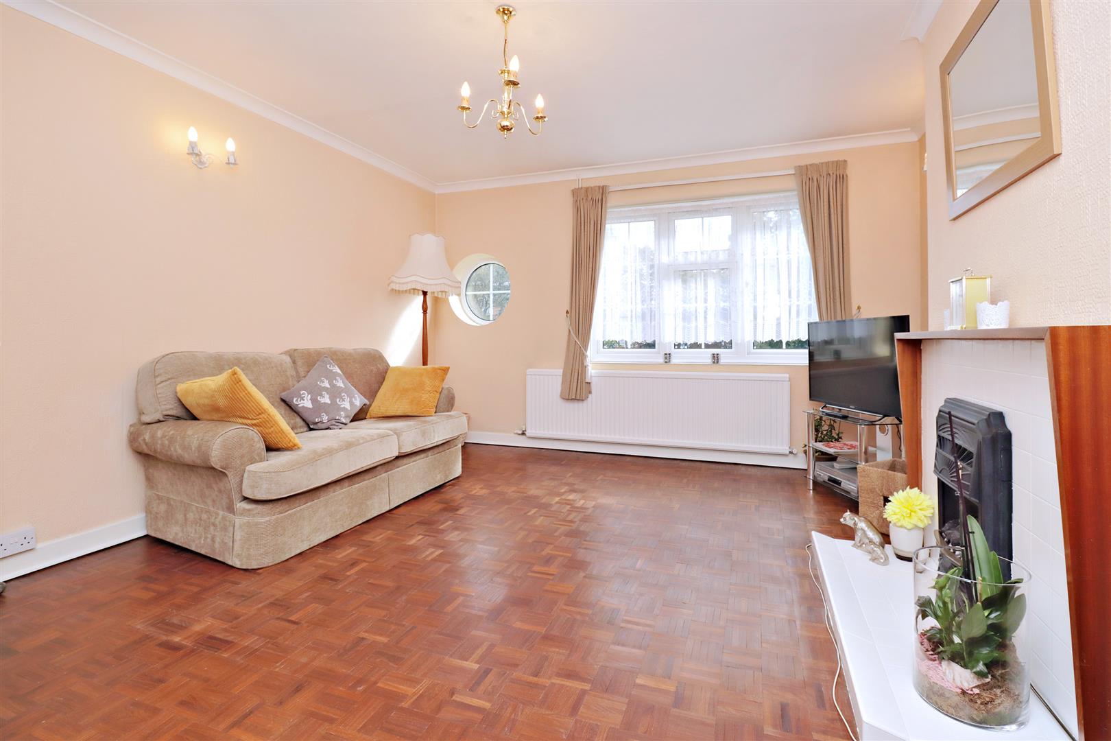 Property in Bramley Road, Oakwood, N14 4HX