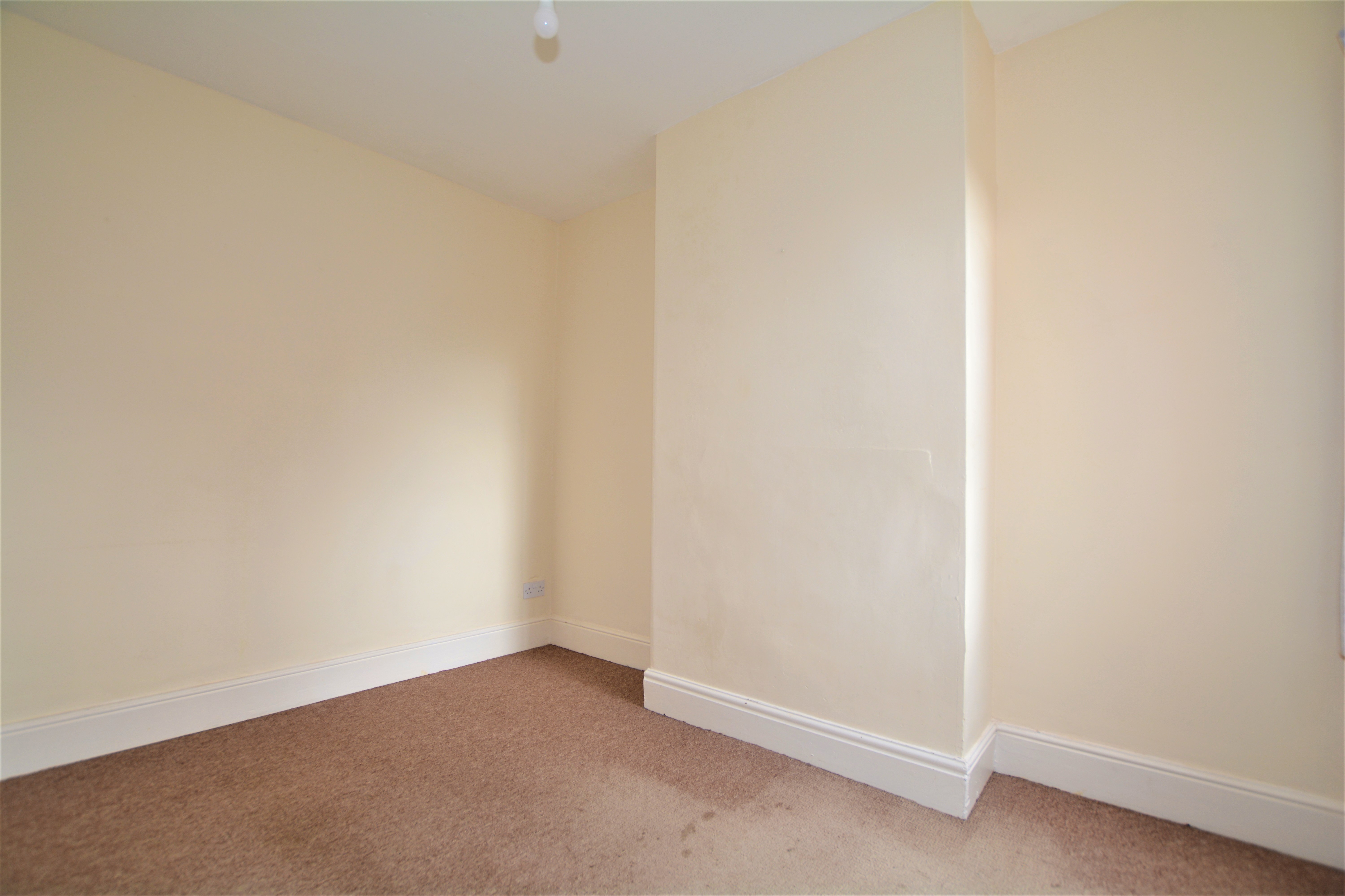 Property in Dover Street, Southwell, Nottinghamshire, NG25 0EZ