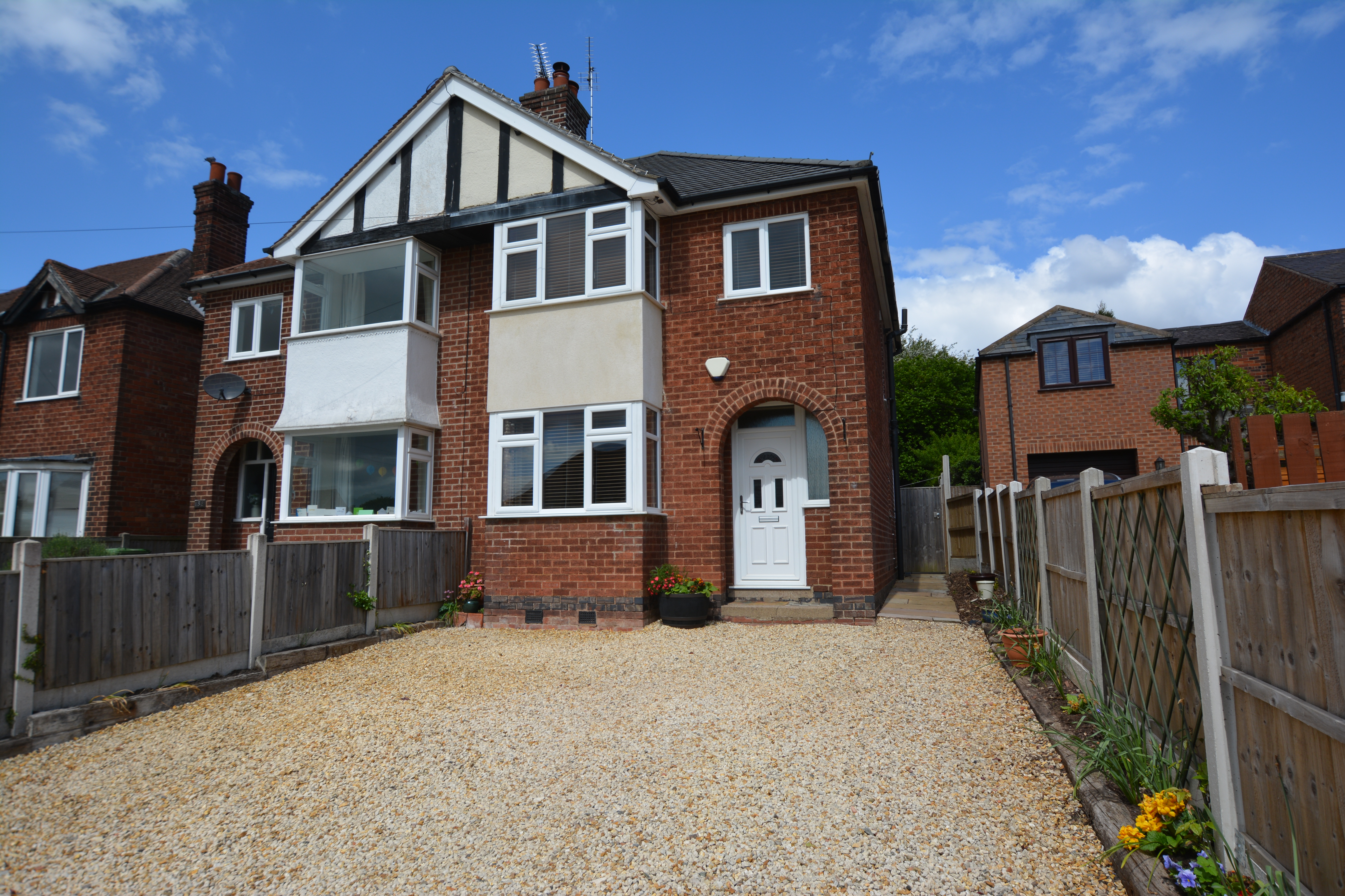 Property in Westgate, Southwell, Newark, Nottinghamshire, NG25 0LT