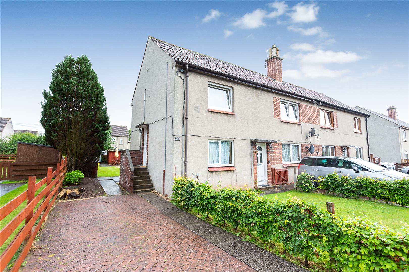 219 Tweedsmuir Road, Perth, PH1 2HR