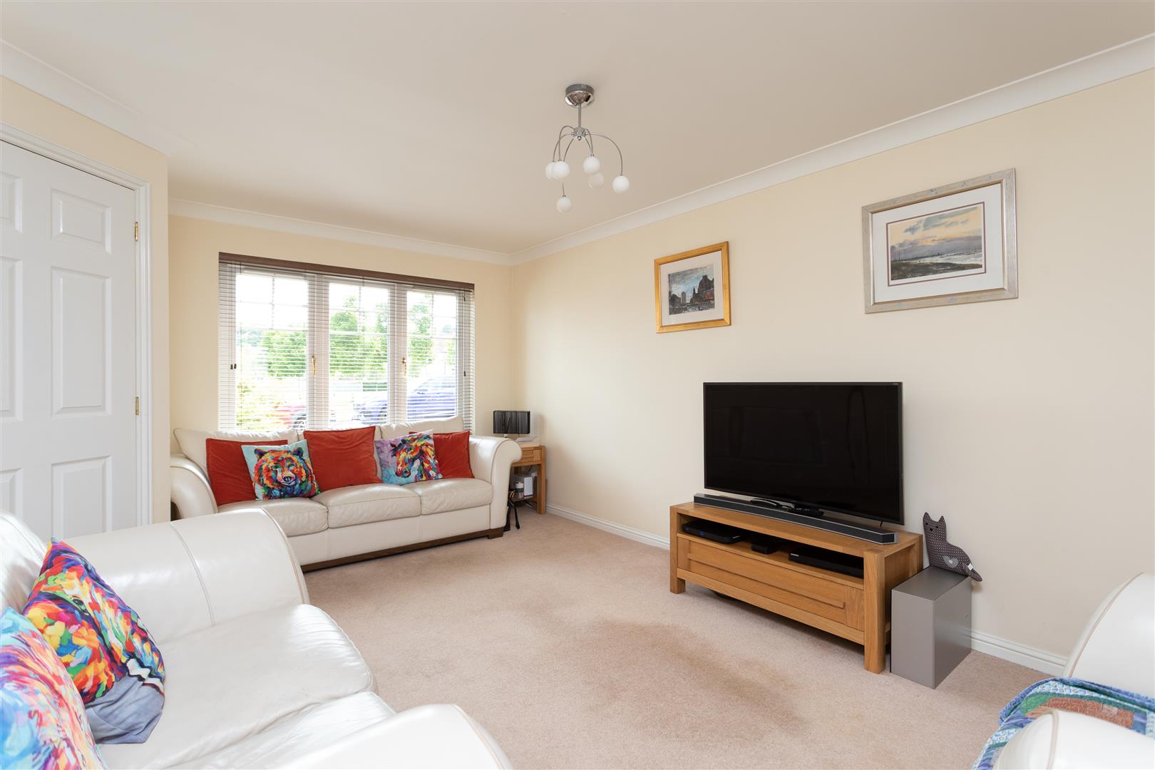 57 St. Martin Crescent, Dundee, DD3 0SU