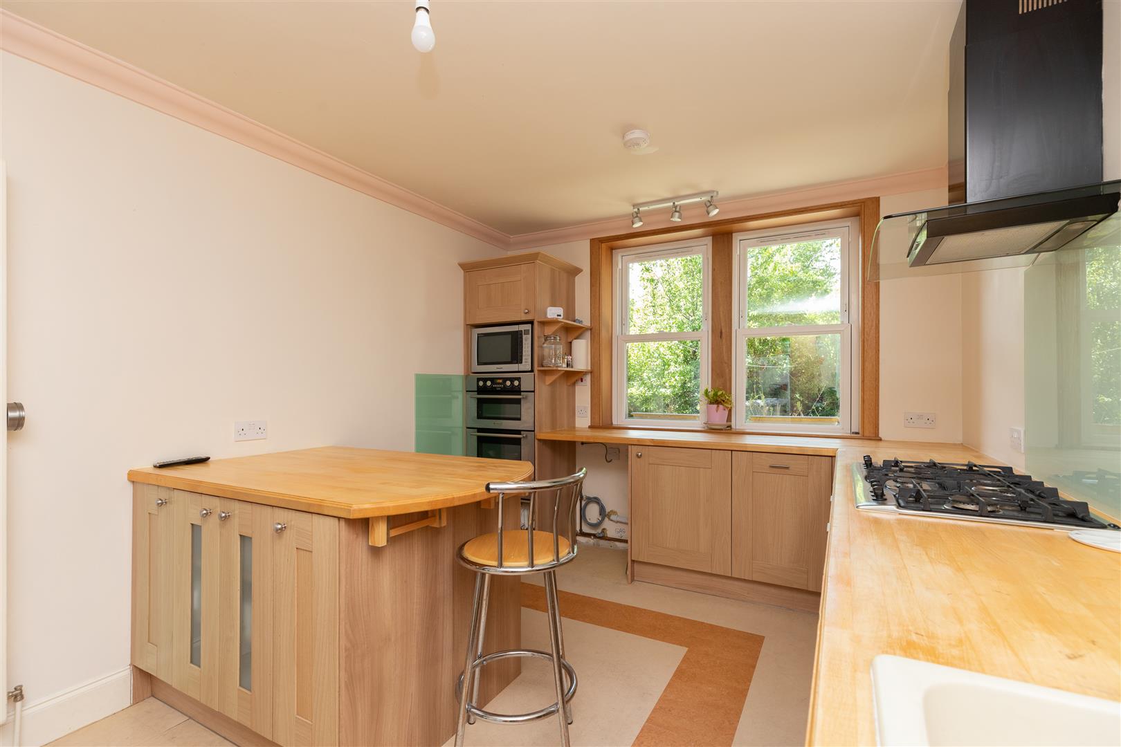 37A Mains Loan, Dundee, DD4 7AB