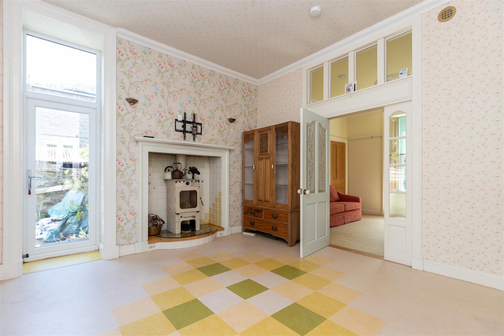 37A Mains Loan, Dundee, DD4 7AB