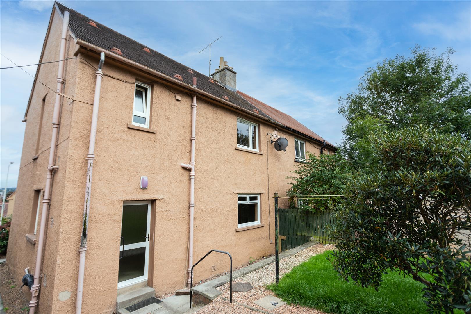 20 Woodside Crescent, Perth, PH2 0EW