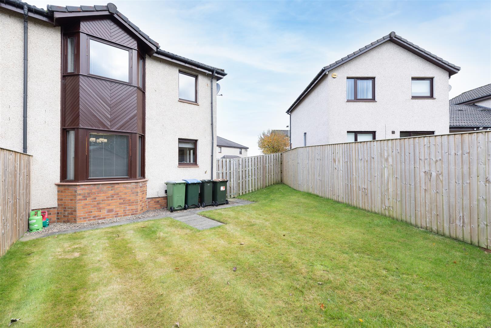 17 Lammermuir Gardens, Perth, PH1 1TA