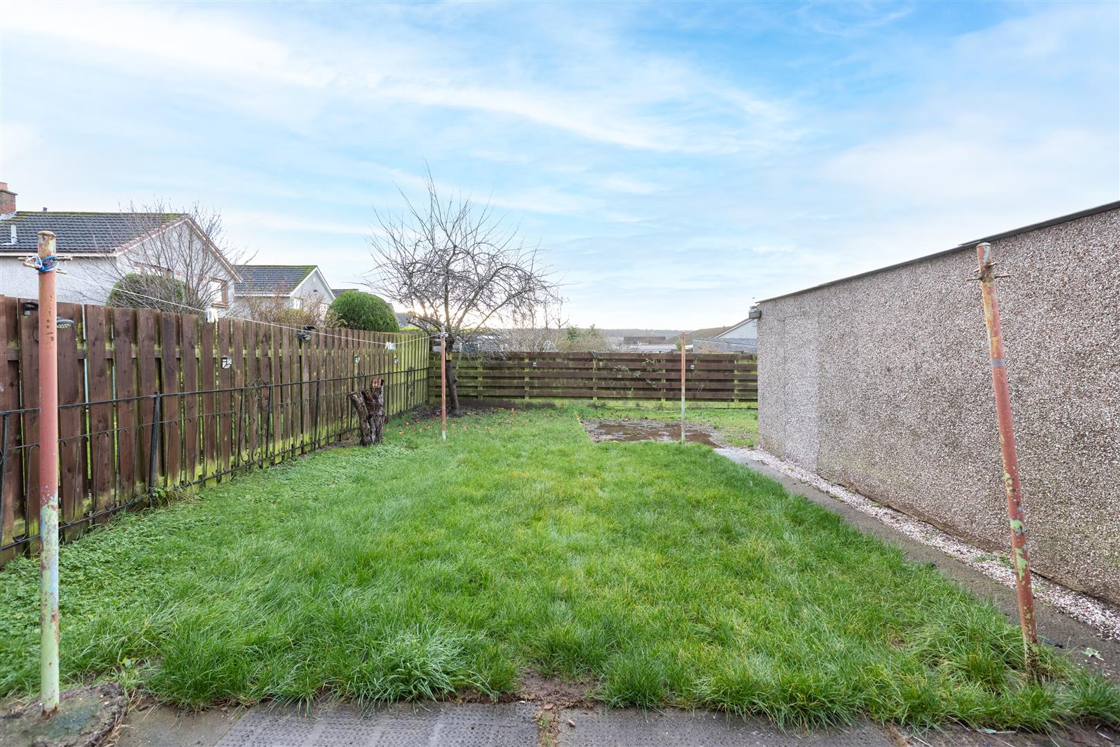 208 Oakbank Road, Perth, PH1 1EG