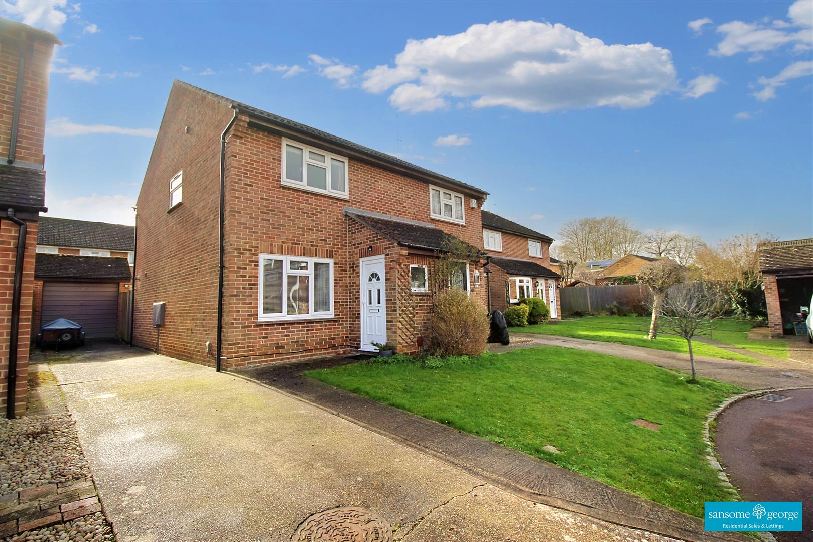 Property in Devonshire Gardens, Tilehurst, Reading, RG31 6FW