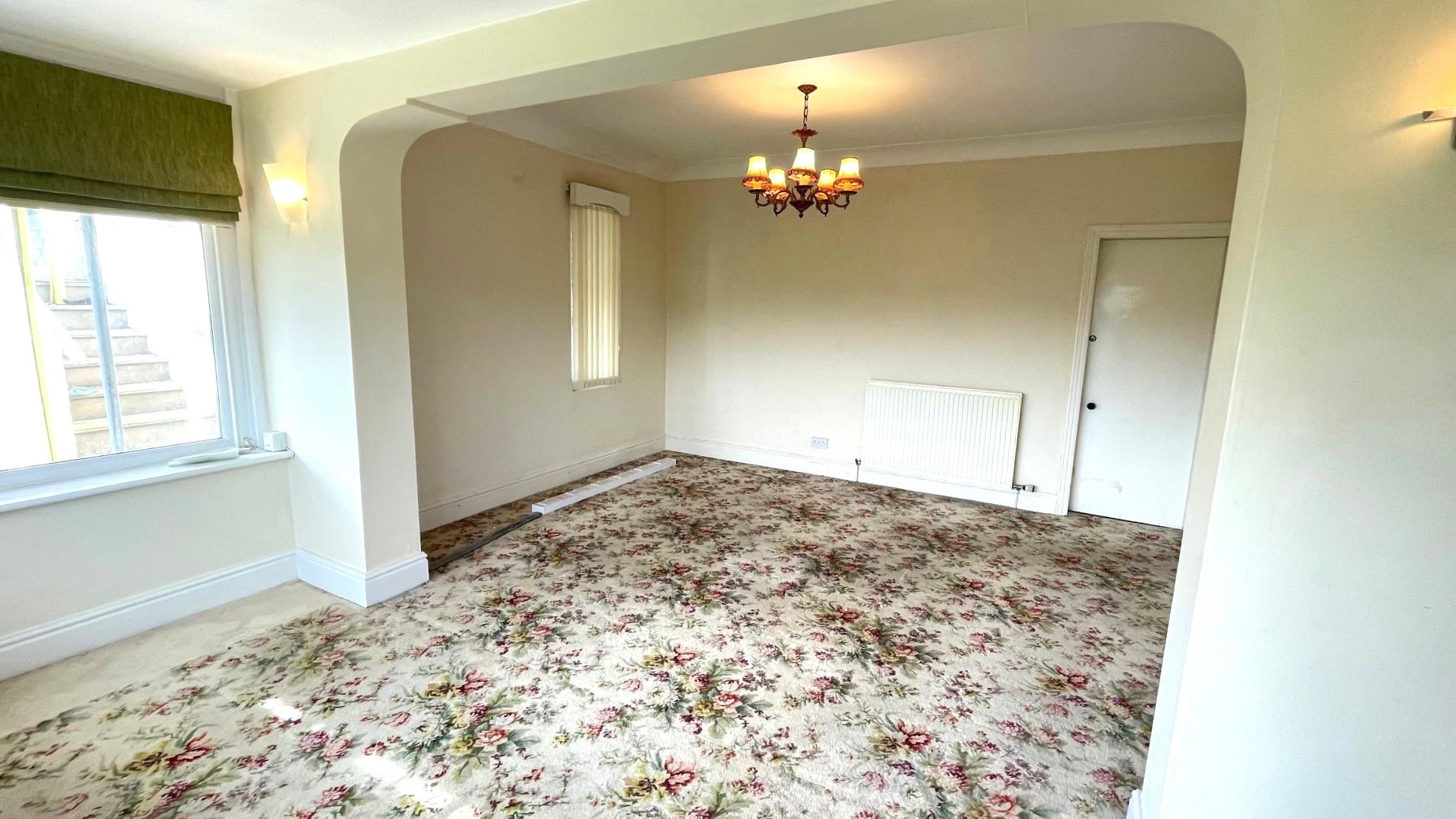 Property in Marine Drive, Rhos On Sea, Colwyn Bay, LL28