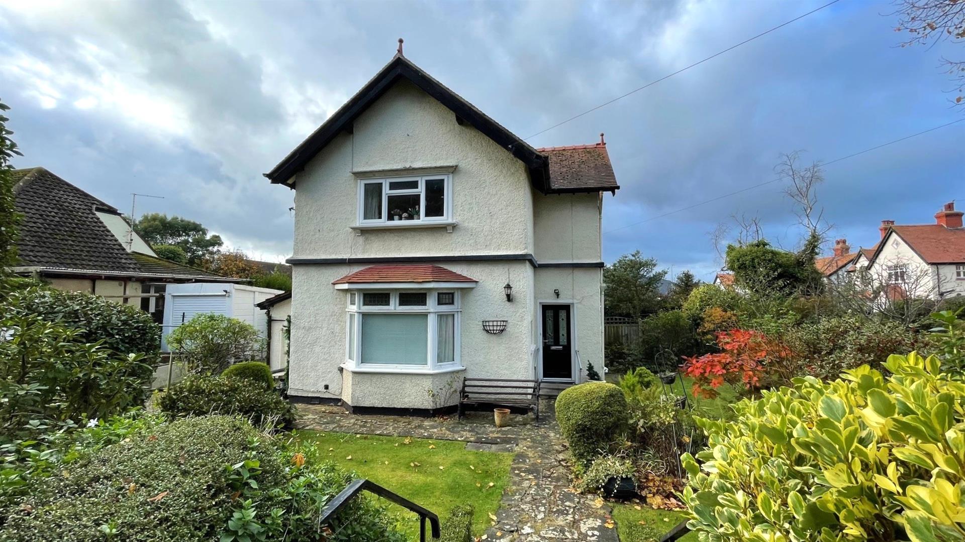 Property in Gannock Park, Deganwy, LL31