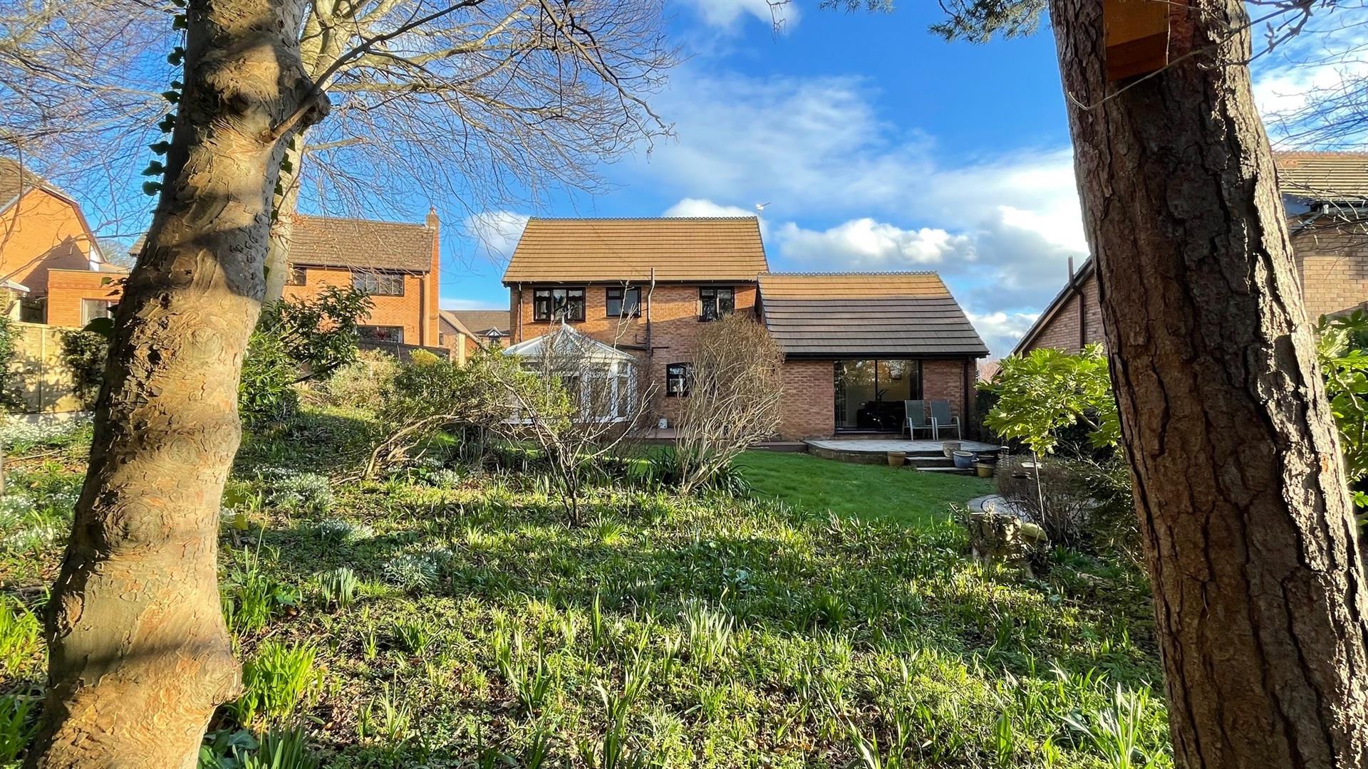 Property in Coed Y Glyn, Llanrhos, Llandudno, LL30