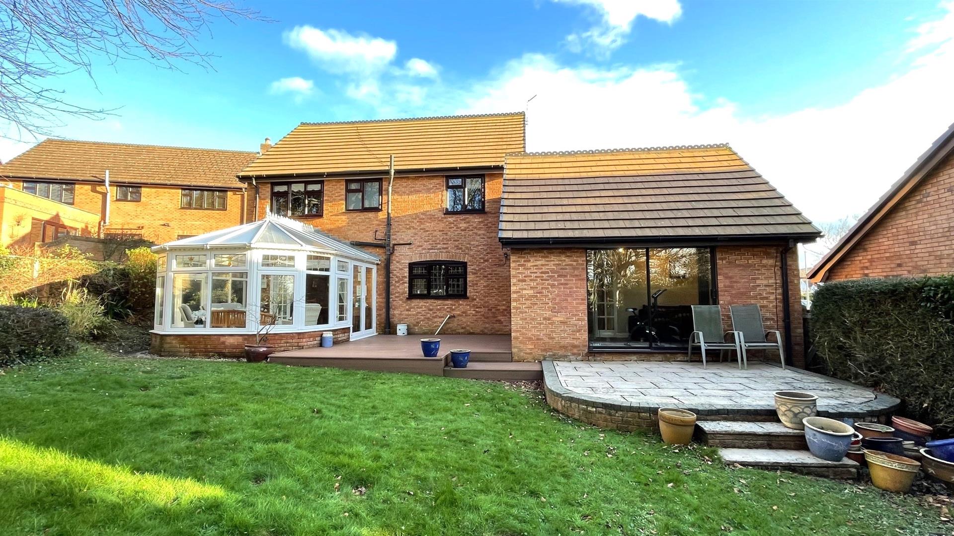 Property in Coed Y Glyn, Llanrhos, Llandudno, LL30